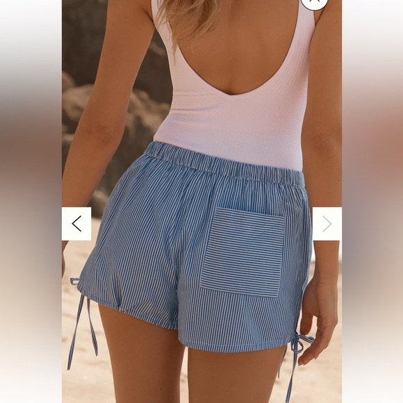 Anthropologie Blue striped Shorts with Elastic Waistband 🏖️ 🏝️ beachy - Picture 5 of 6